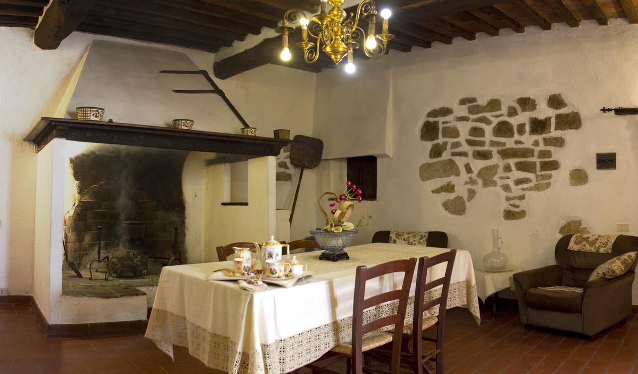 Agriturismo Santa Caterina Castelnuovo di Val di Cecina Room photo