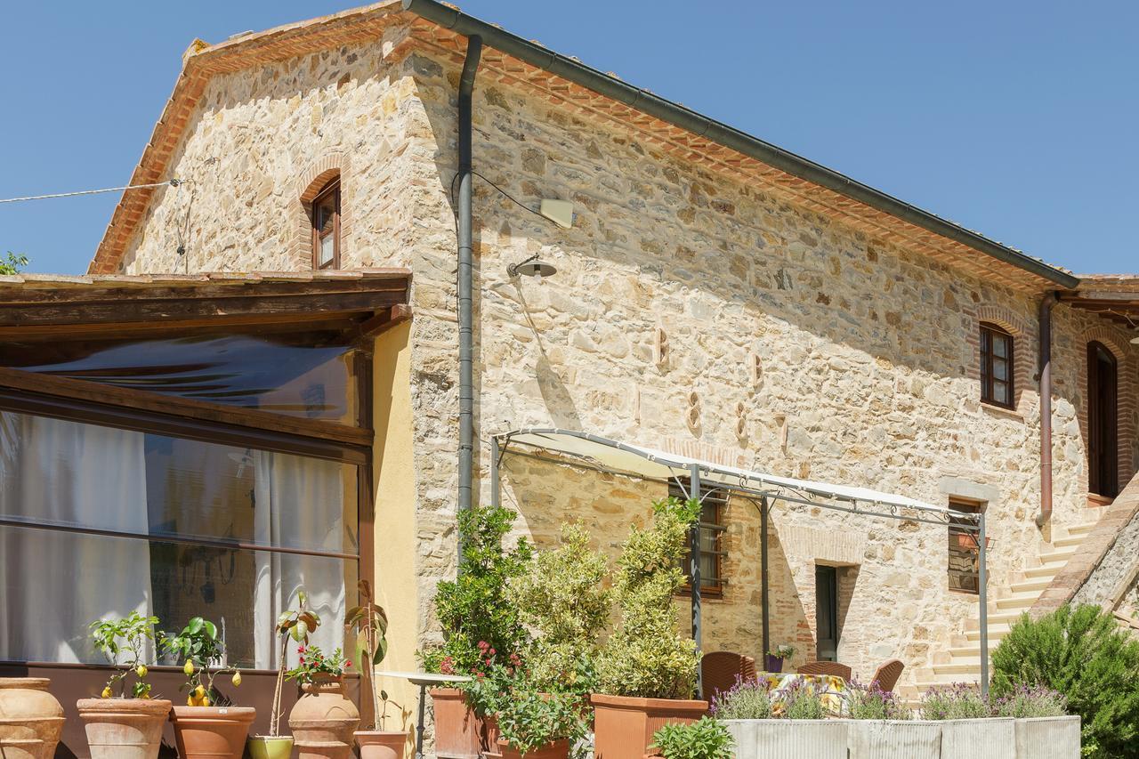 Agriturismo Santa Caterina Castelnuovo di Val di Cecina Exterior photo